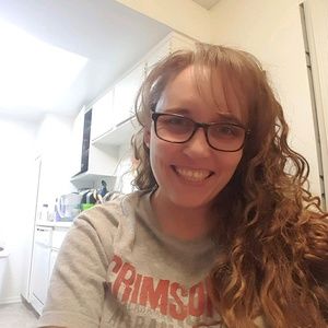 Meet your Posher, Leslie